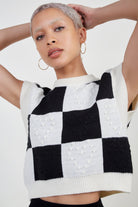 Black and white checked heart vest_2