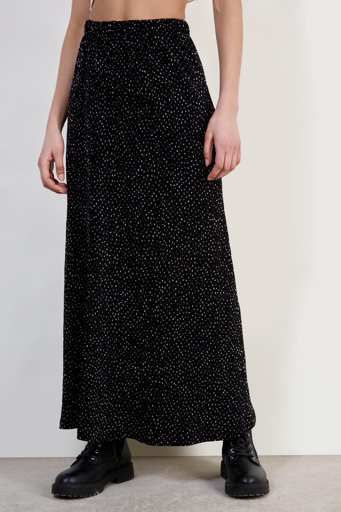 Black and white polka dot ribbed velvet maxi skirt_1