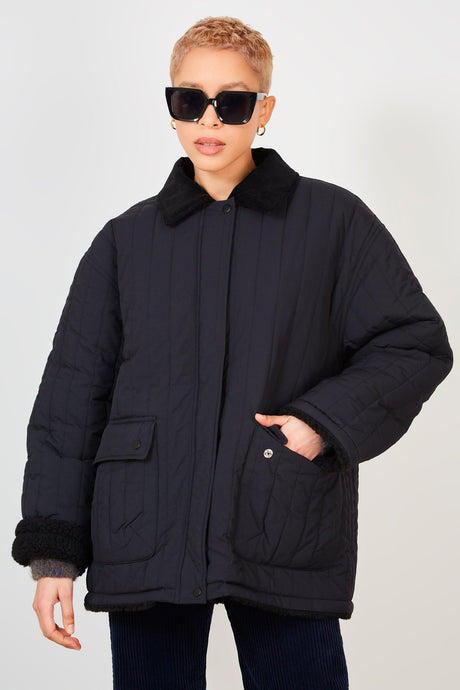 Black lined quilted corduroy collar coat