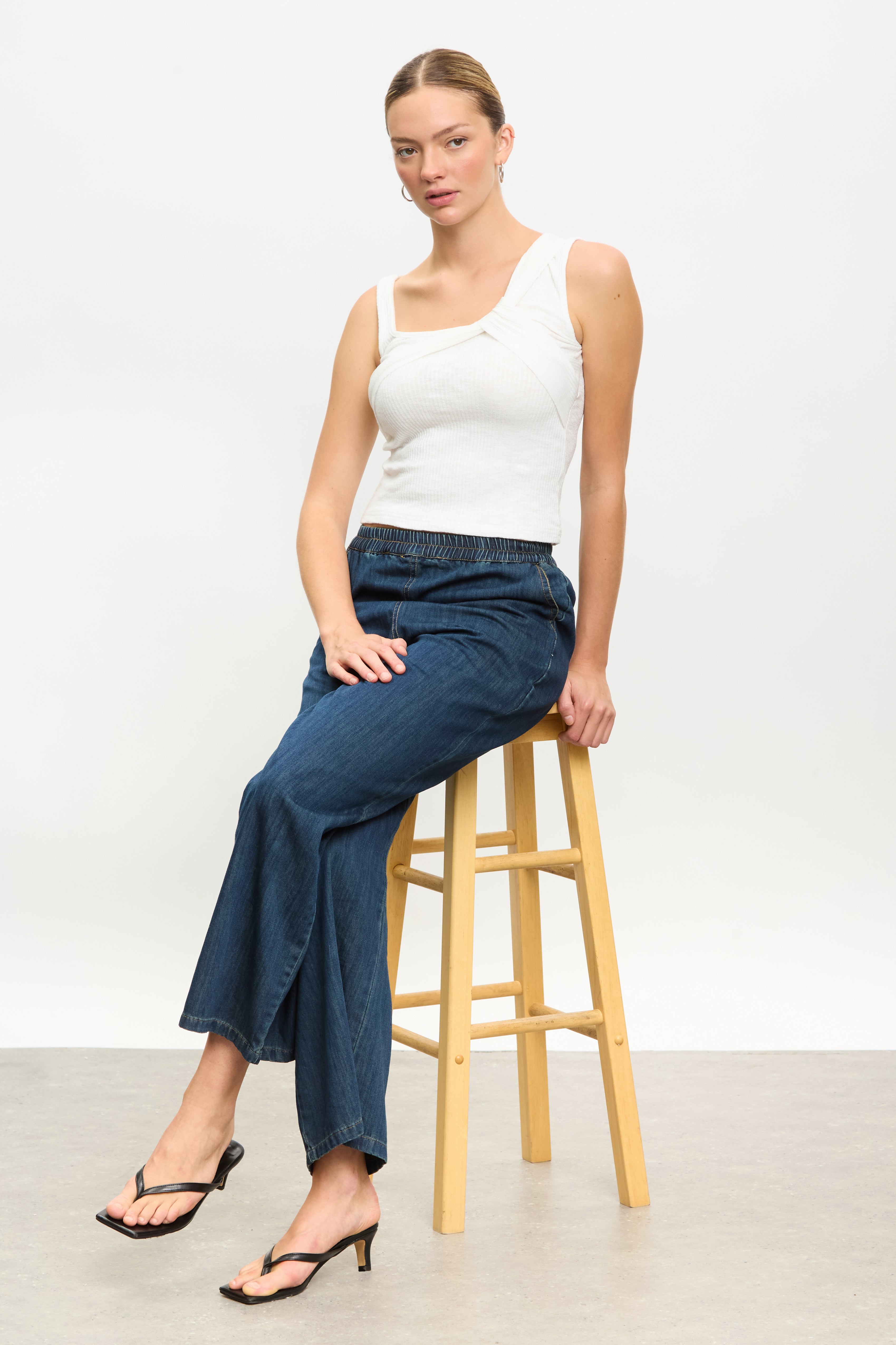 Blue denim contrast stitch trousers_5