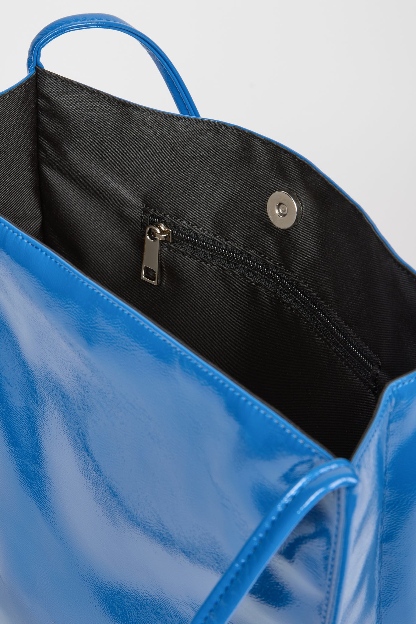 Bright blue high shine PVC tote bag_5