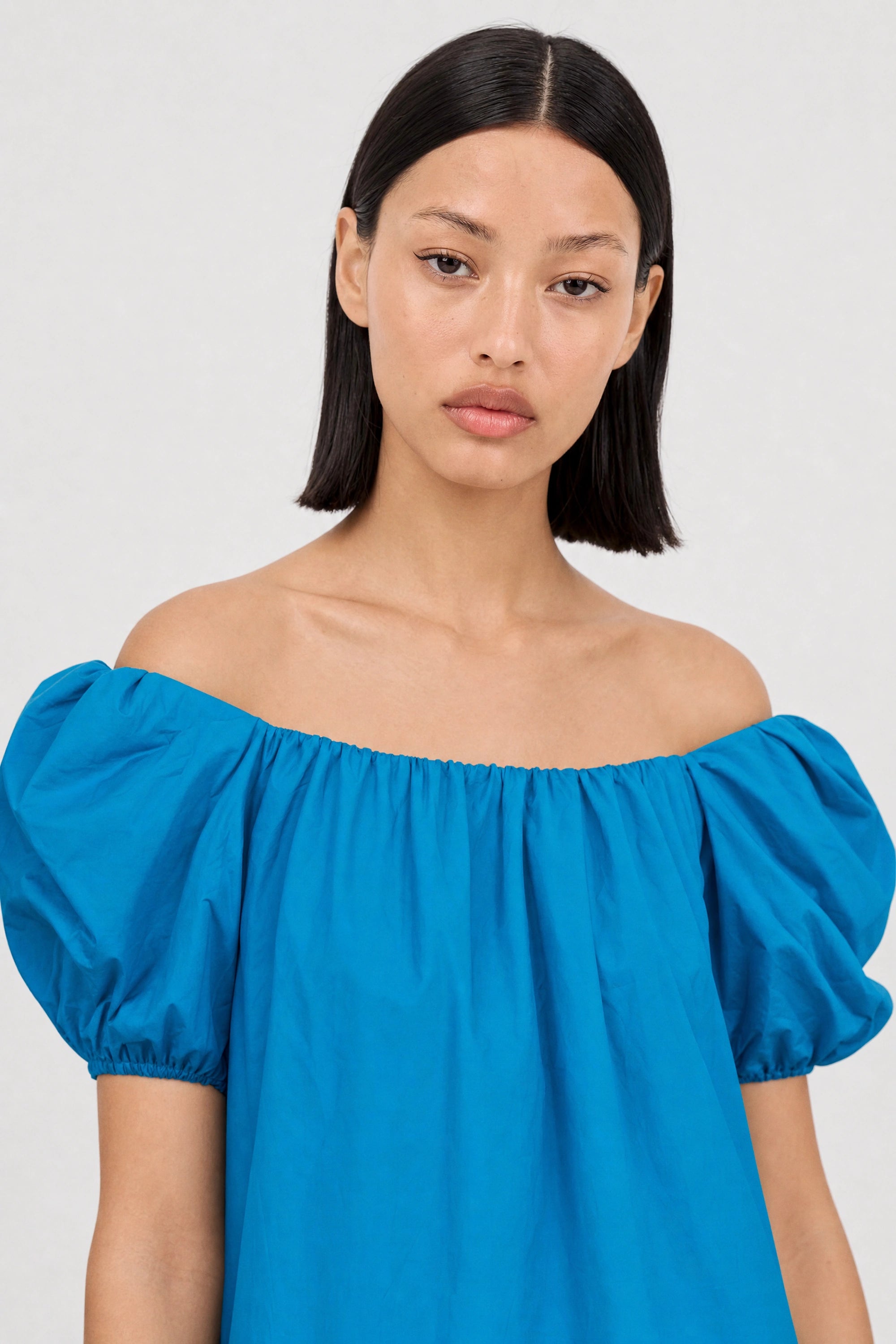 Bright blue puff sleeve blouse_3