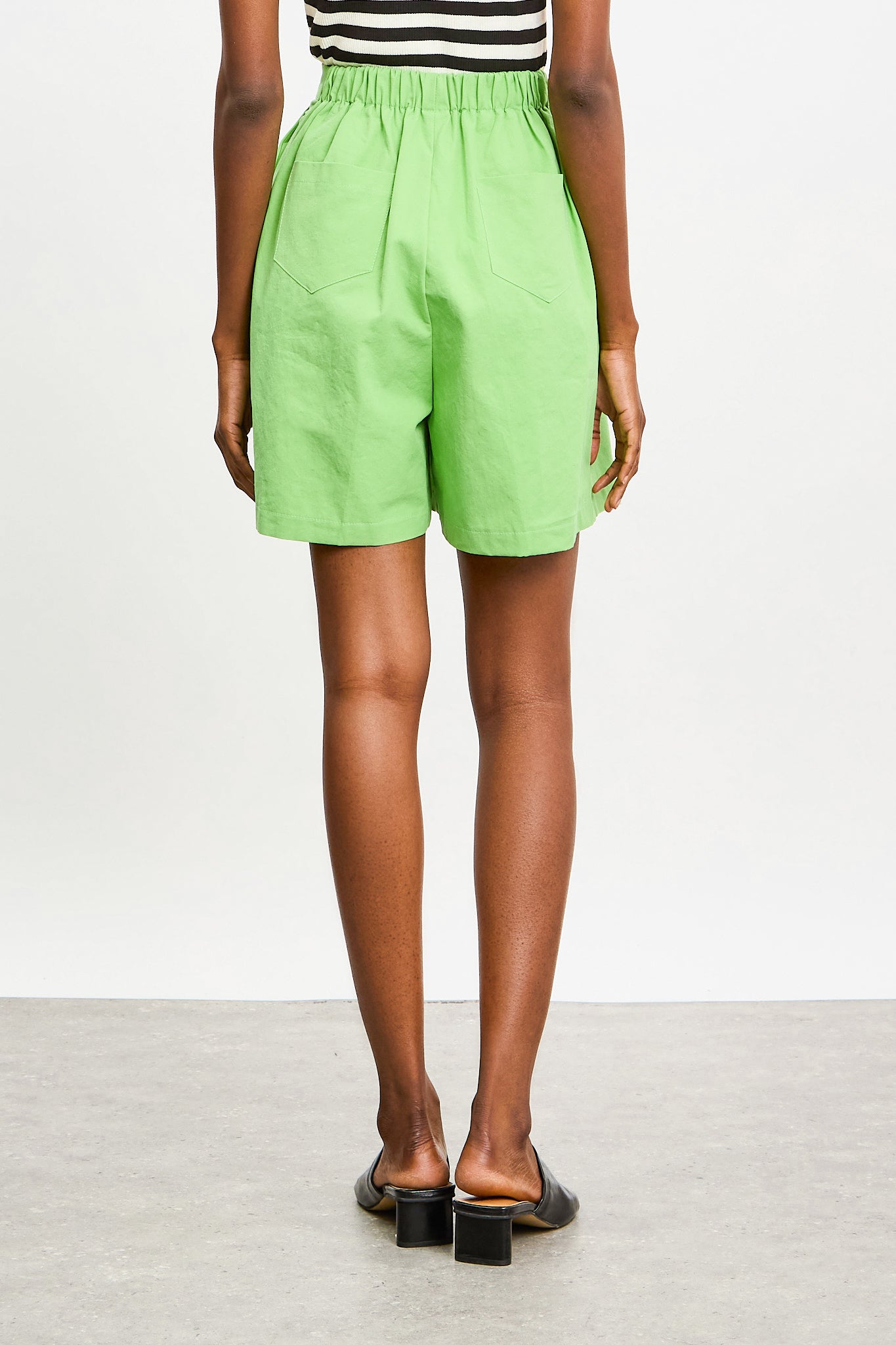 Bright green double pleat tailored shorts_2
