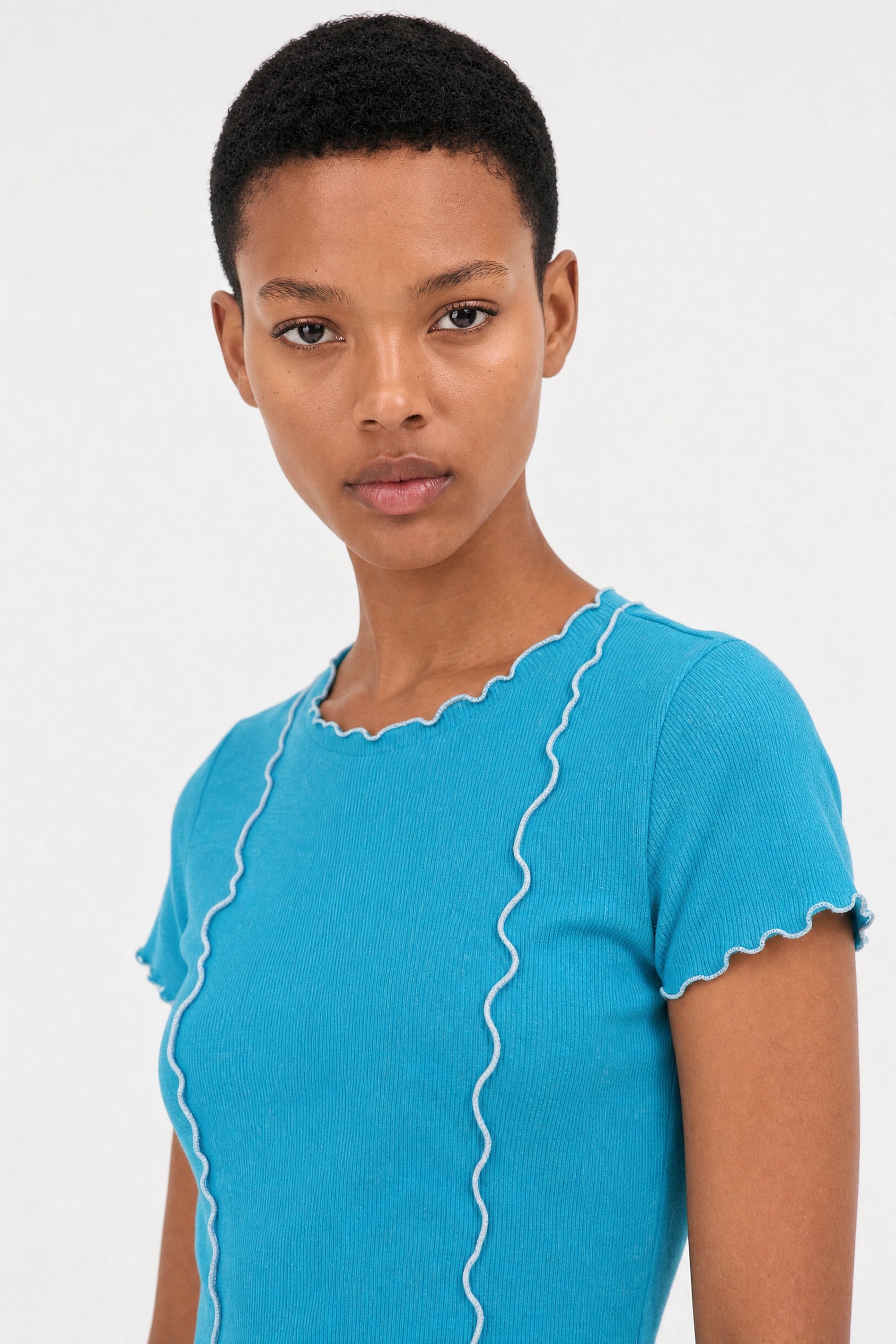 Bright blue ribbed contrast trim double line tee_3