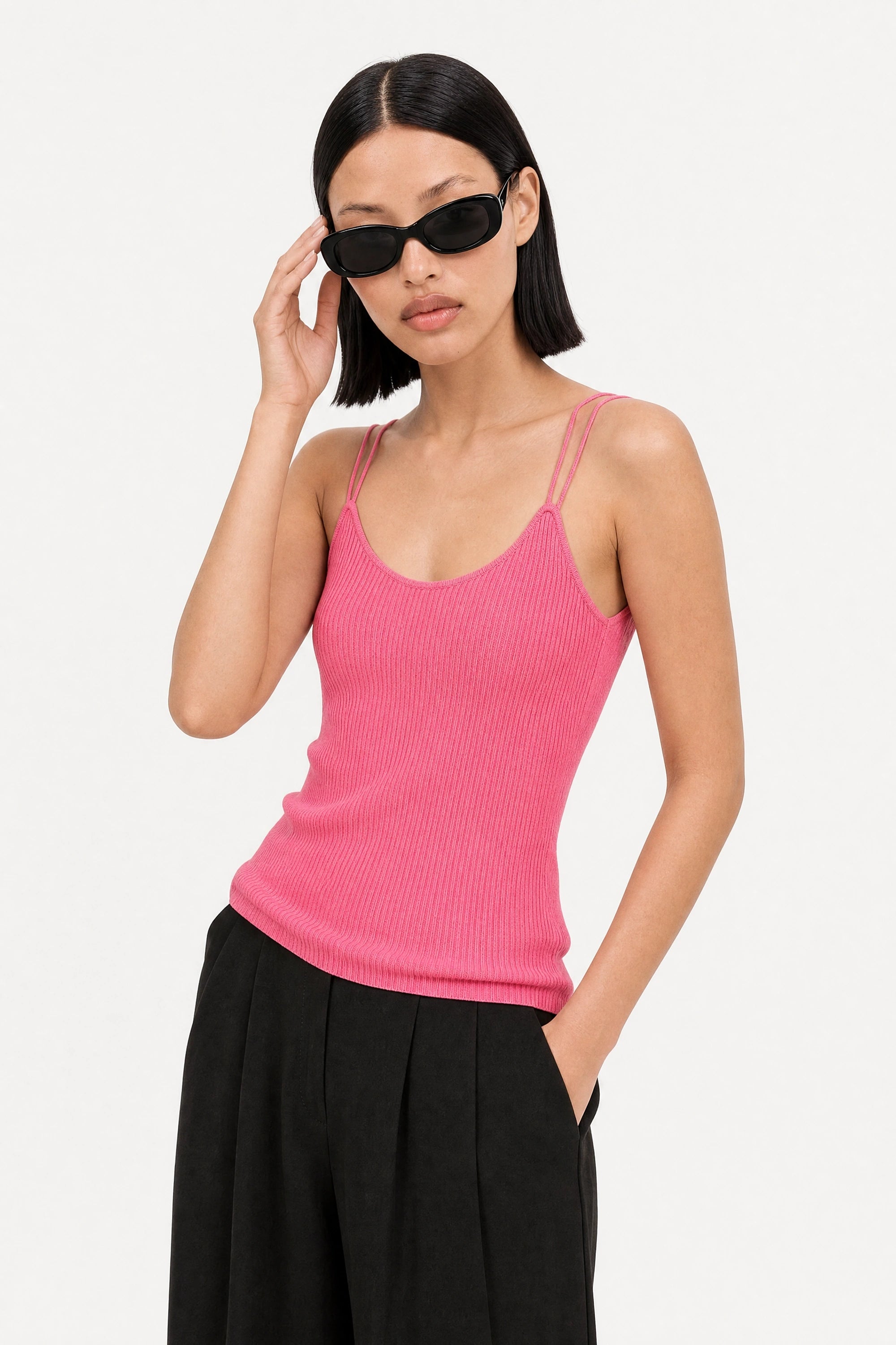 Bright pink thin ribbed strappy knit tank_3