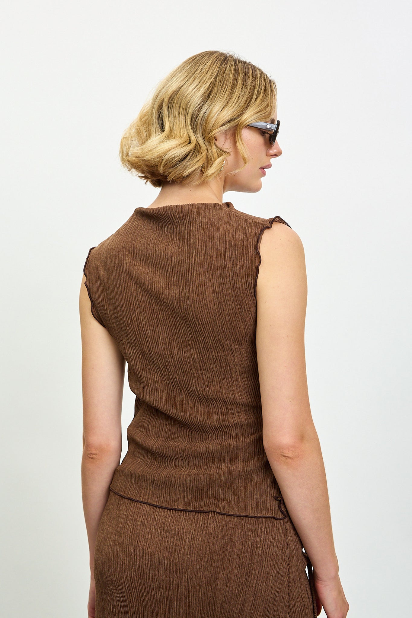 Brown draped ribbed tank_2