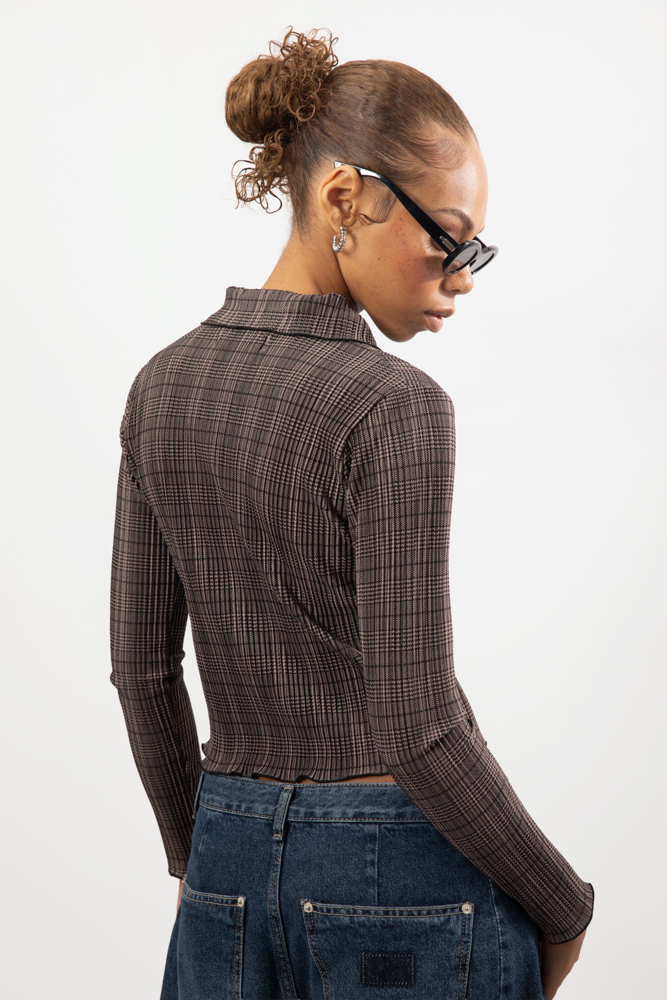 Brown plaid ribbed button up top_2