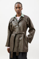 Brown shiny vegan leather large collar short trench coat_1