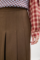 Brown smart large pleat skirt_3