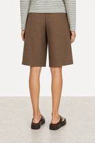 Brown smart pleated tailored shorts_4
