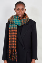 Camel and black pop colour houndstooth scarf_3