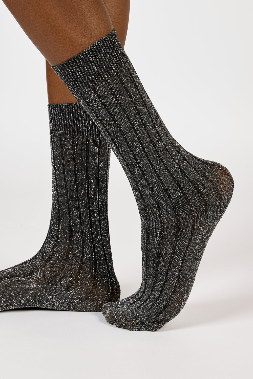 Charcoal glitter long ribbed socks_3