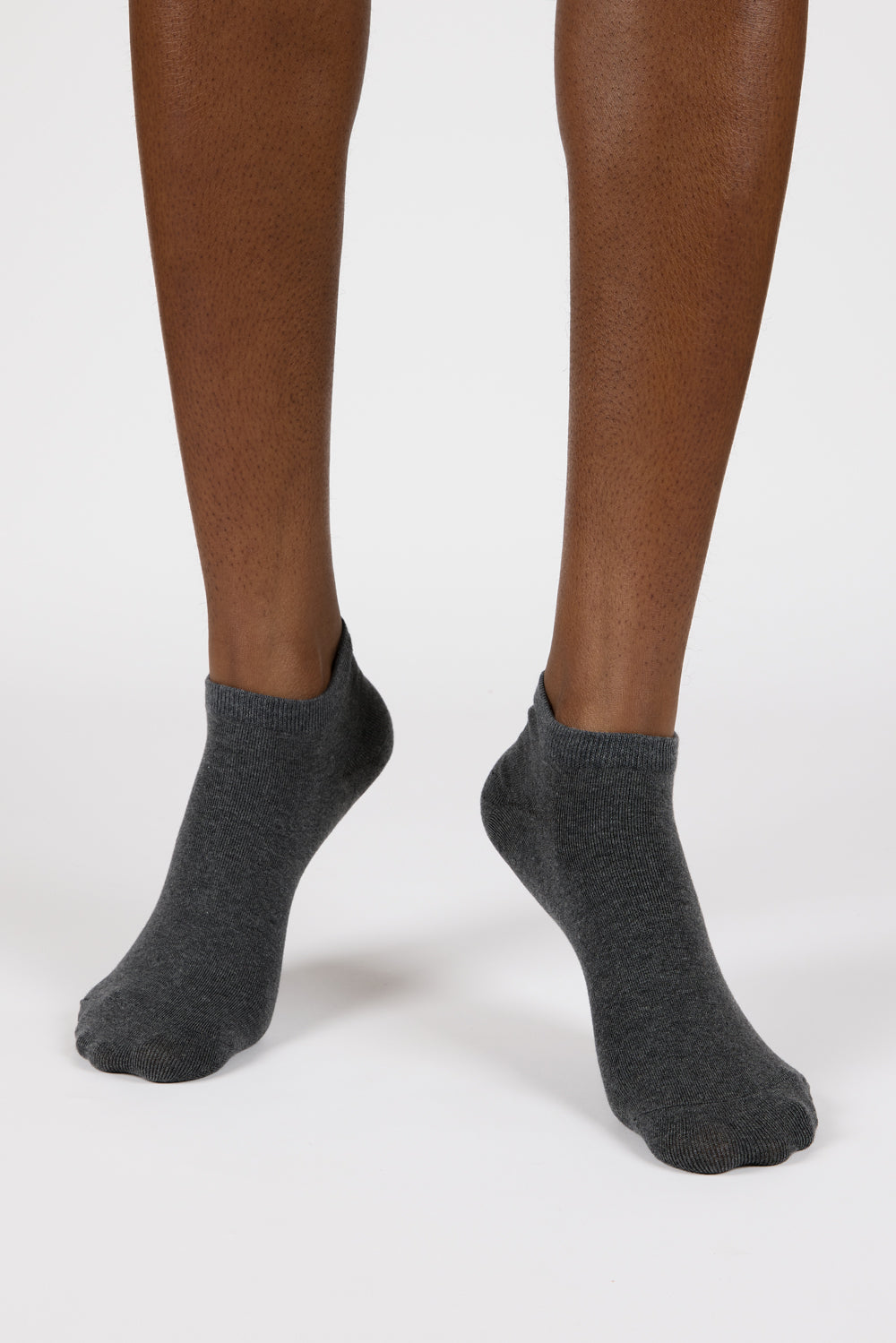 Charcoal grey classic ankle socks_4