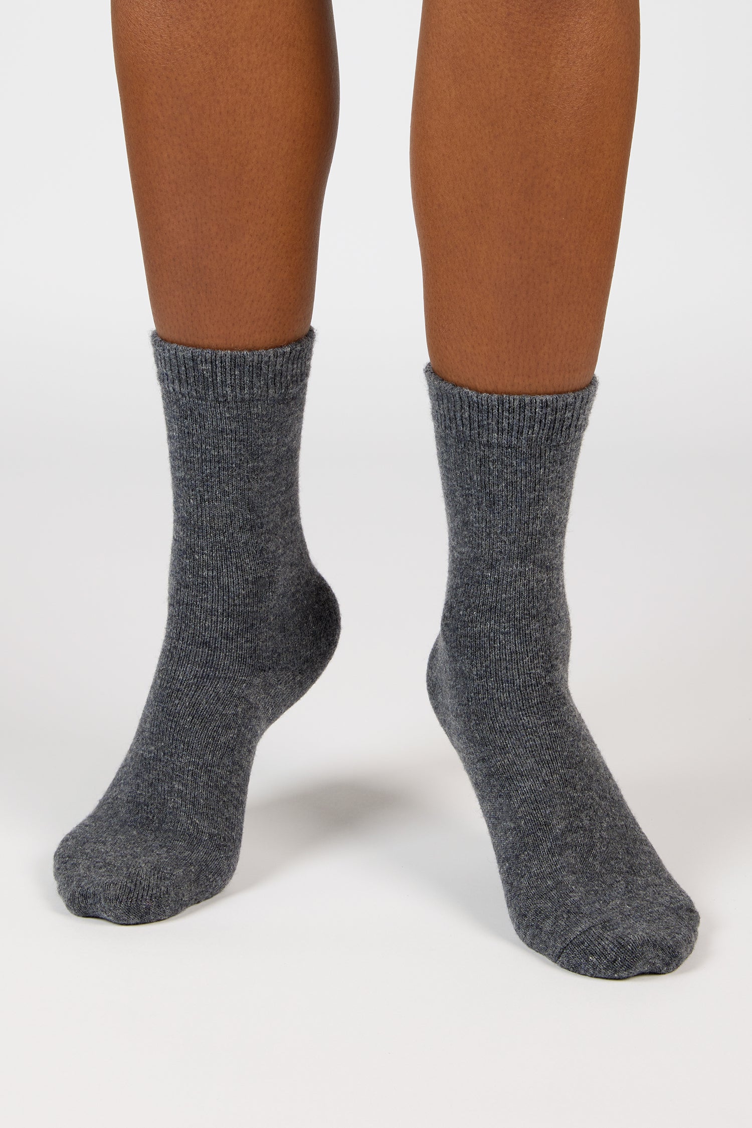 Charcoal smooth cashmere wool blend socks_4