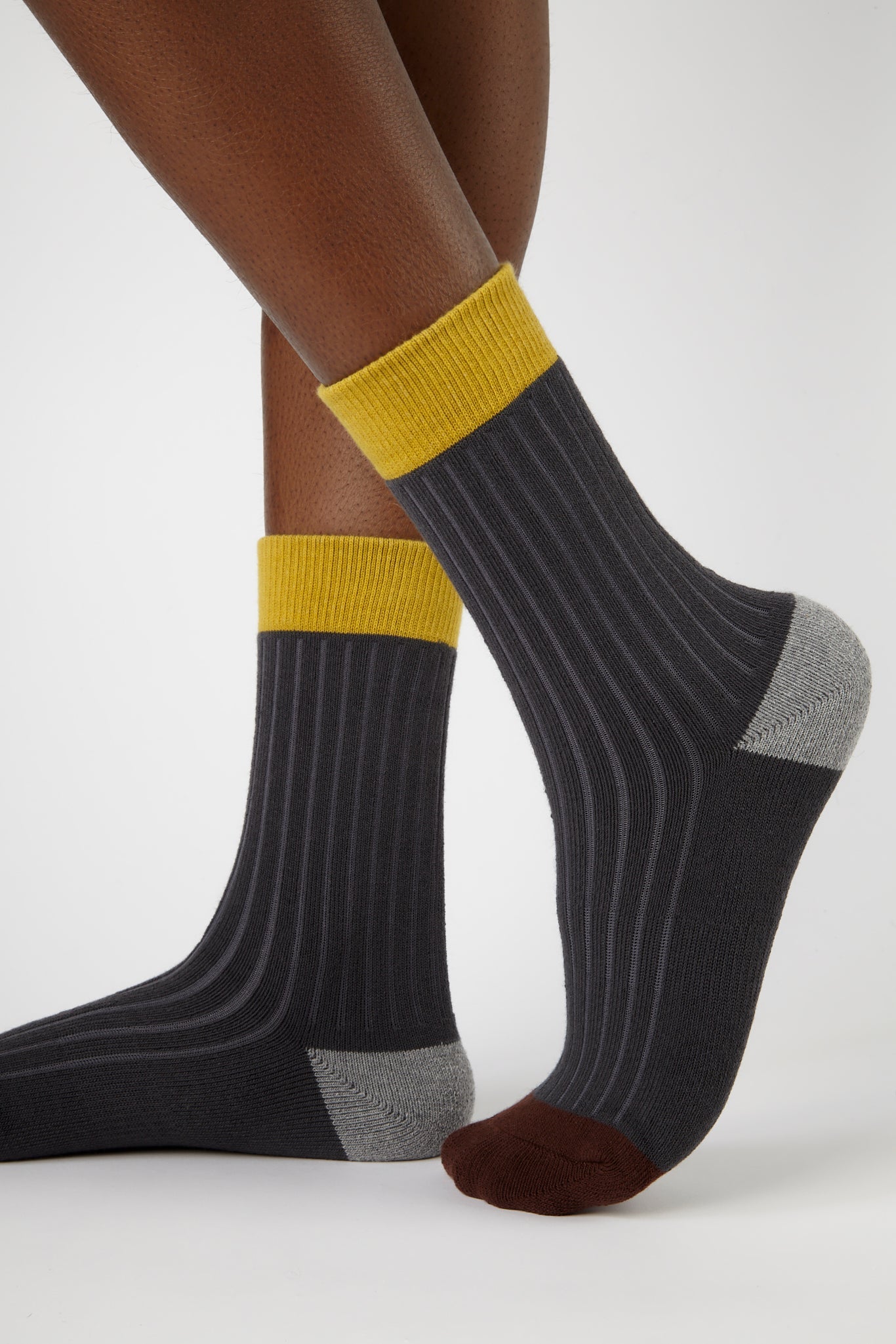 Charcoal grey tricolour ribbed socks_4