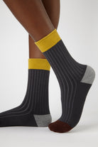 Charcoal grey tricolour ribbed socks_4