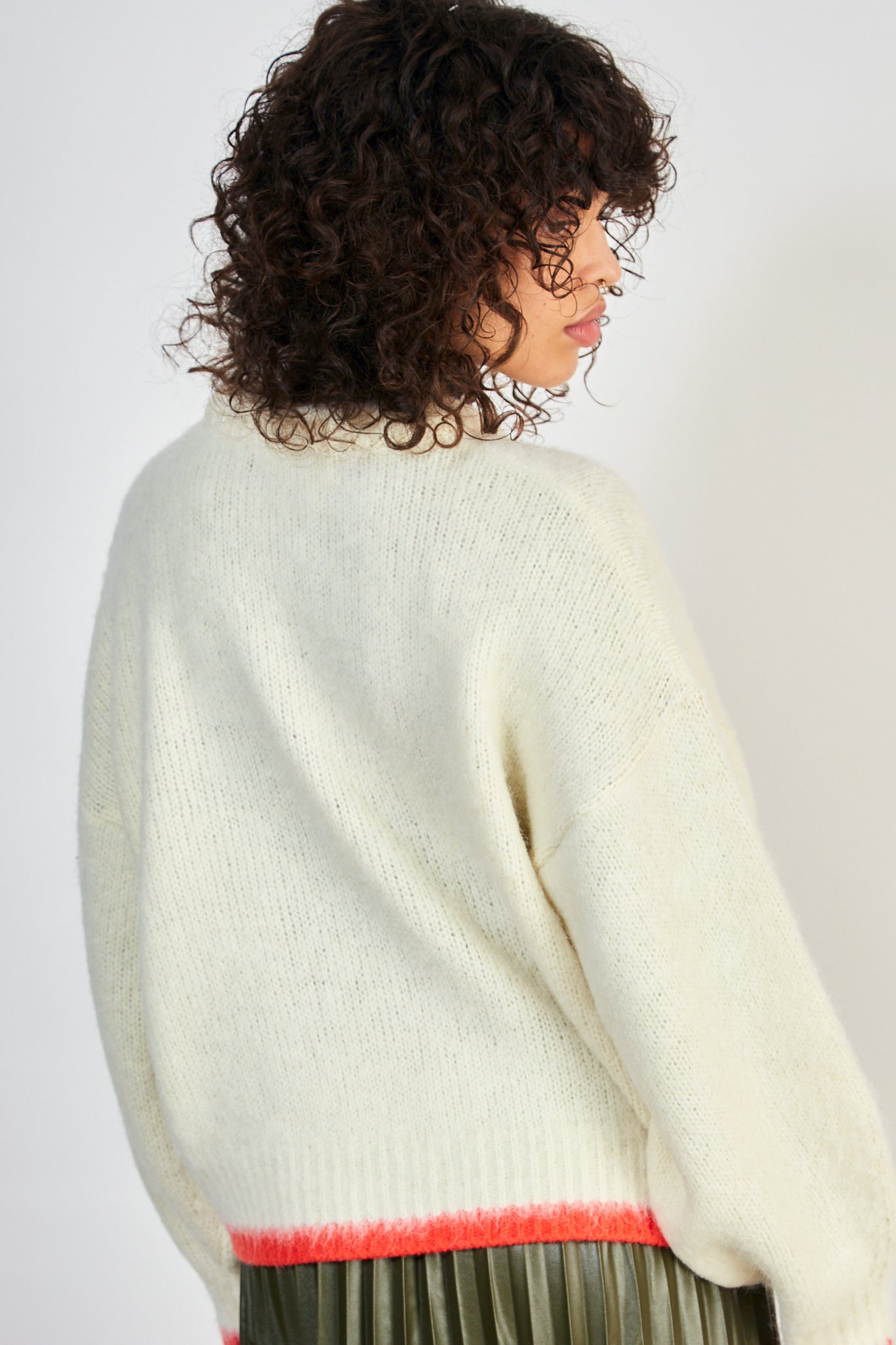 Cream red dipped hem wool blend jumper_2