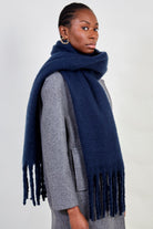 Dark blue fuzzy thick scarf_4