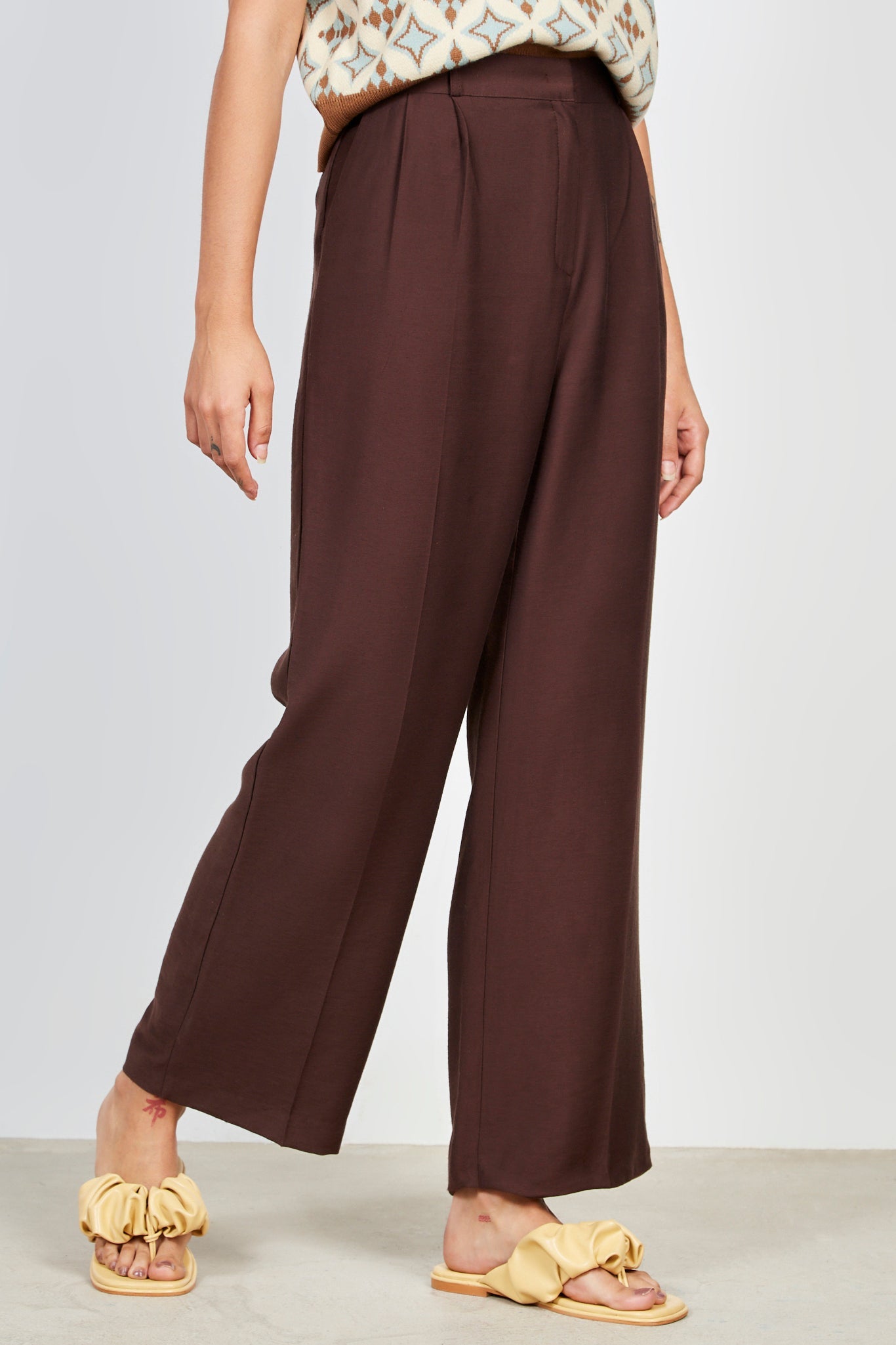 Dark brown double pleat tailored trousers