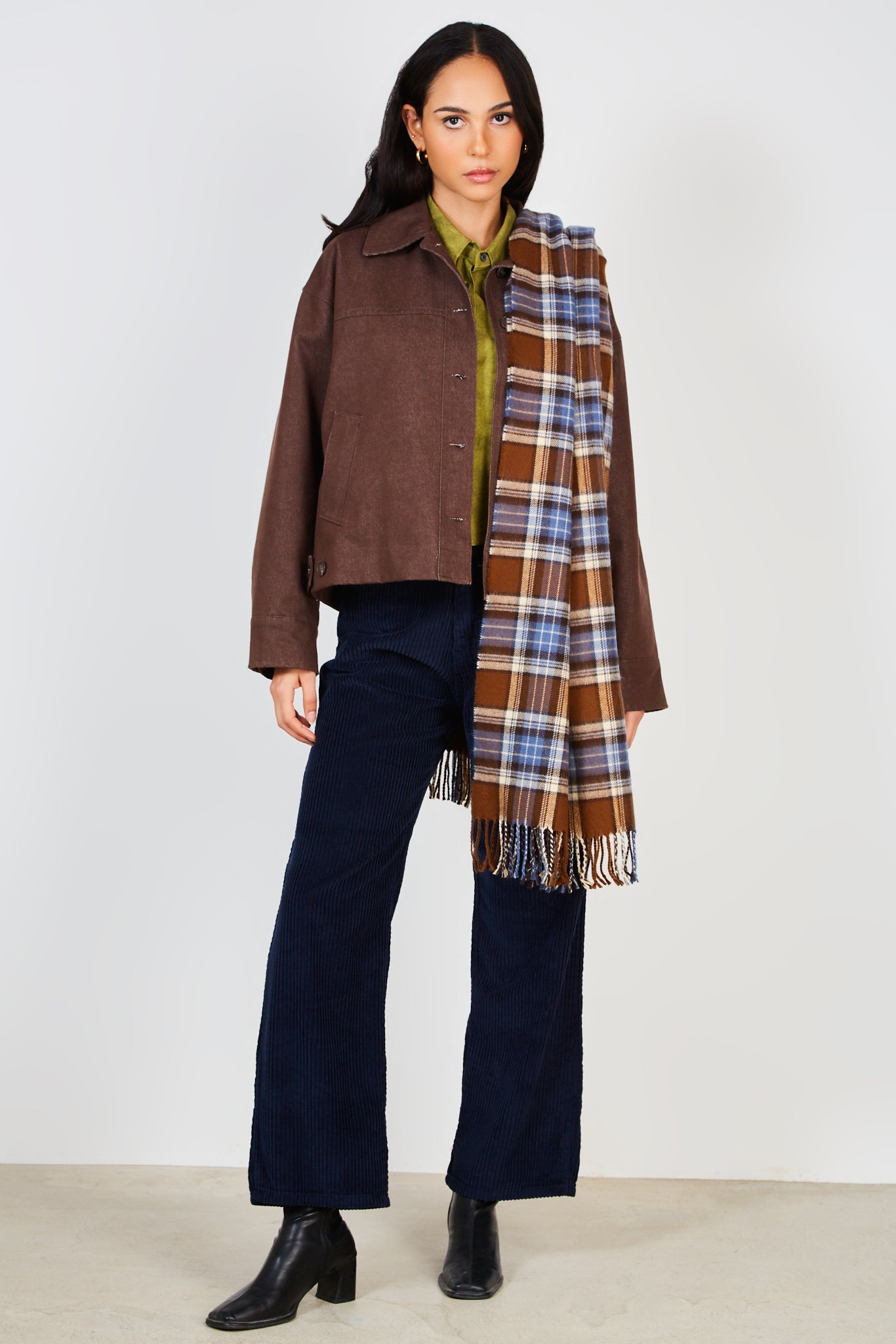 Dark brown short button up jacket_4