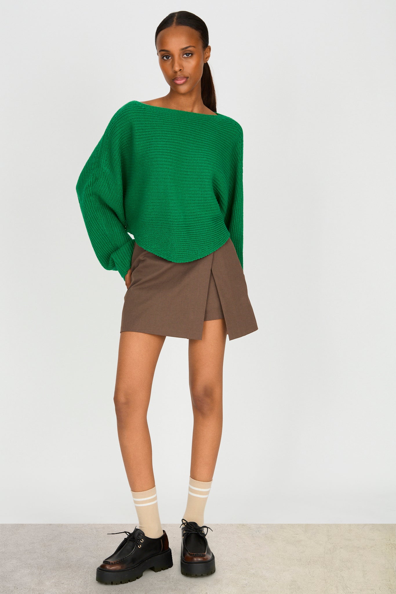 Green horizontal rib boat neck jumper_4