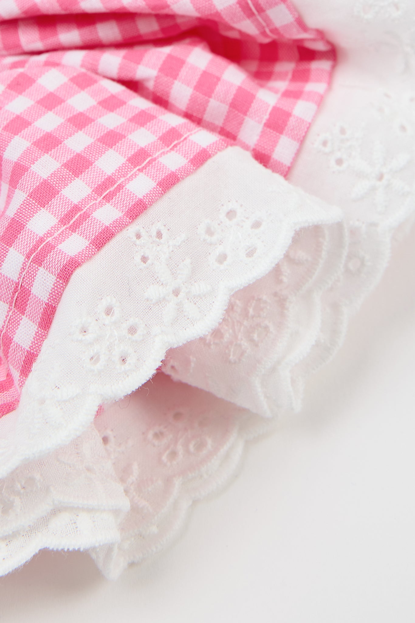 Hot pink gingham white eyelet trim scrunchie_2
