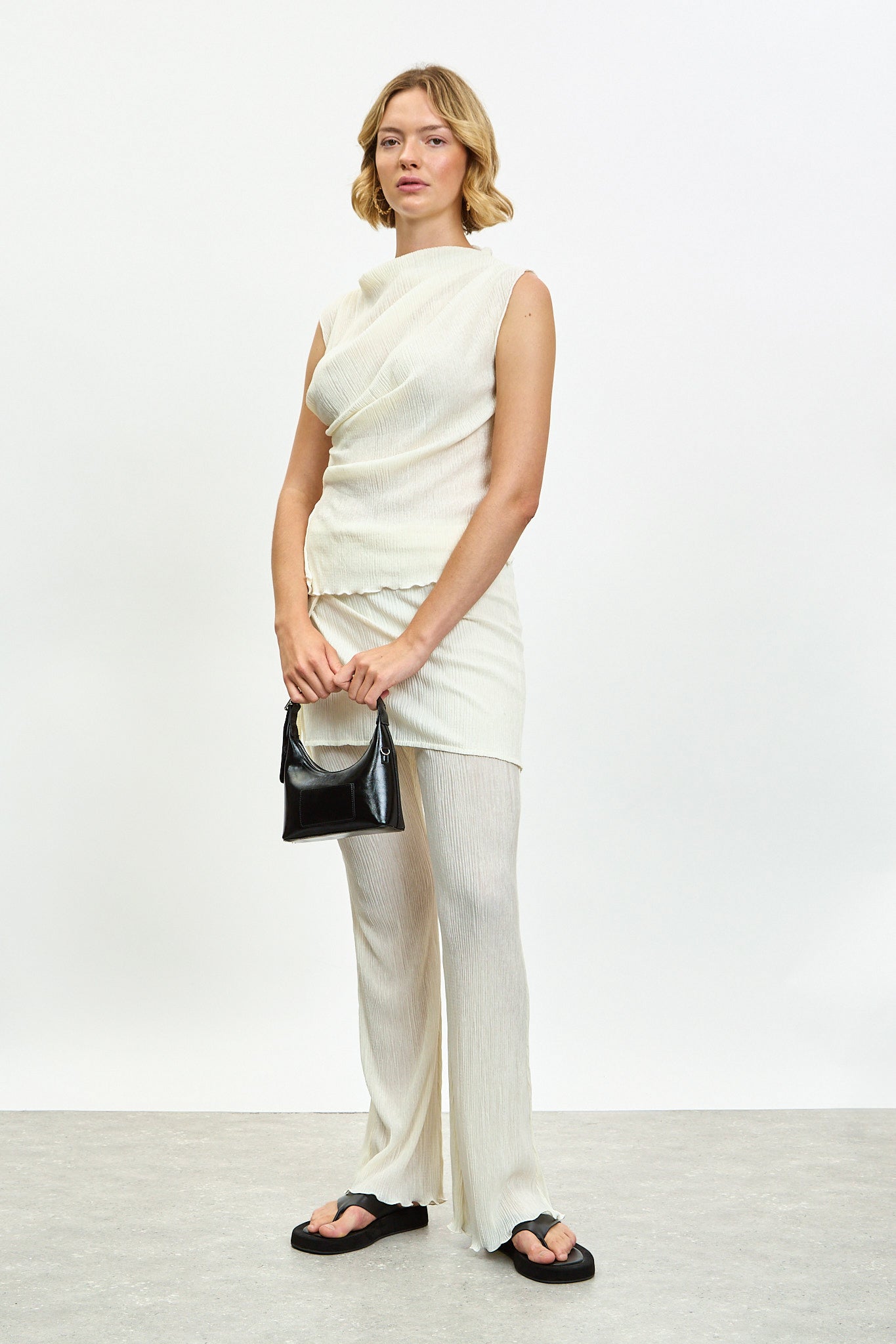 Ivory draped ribbed tank_4