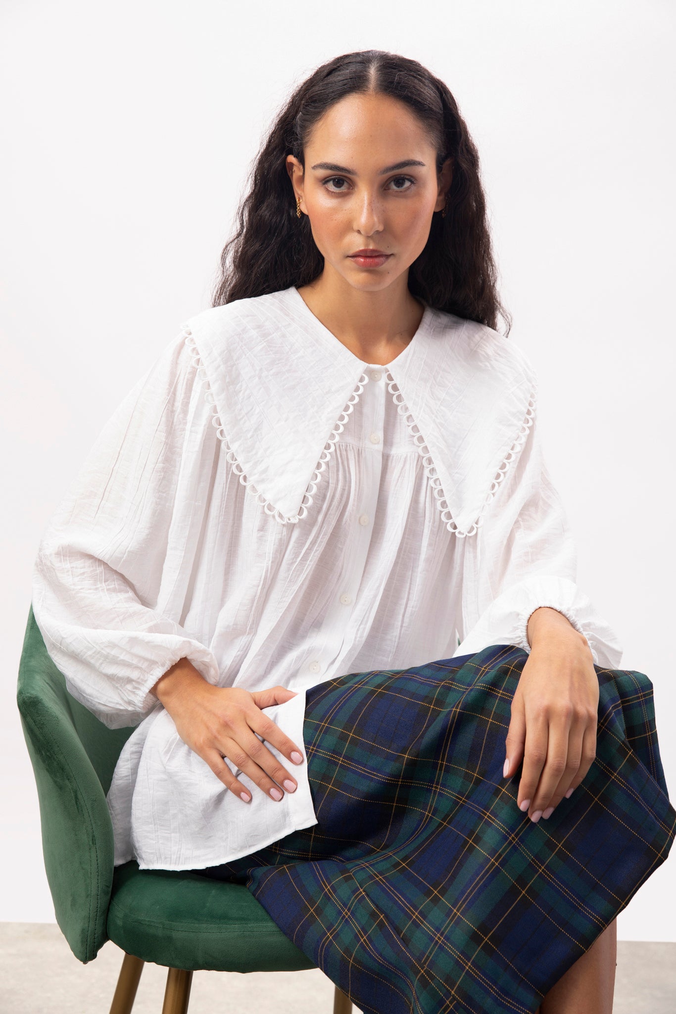 Ivory large eyelet trim collar blouse_1