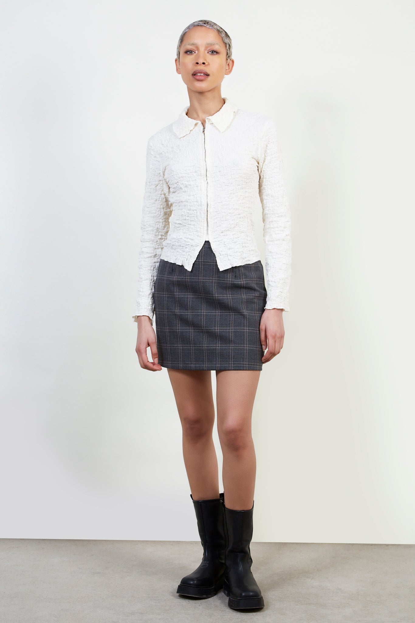 Ivory textured zip top_2