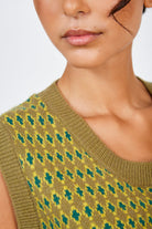 Khaki and green diamond print sweater vest_4