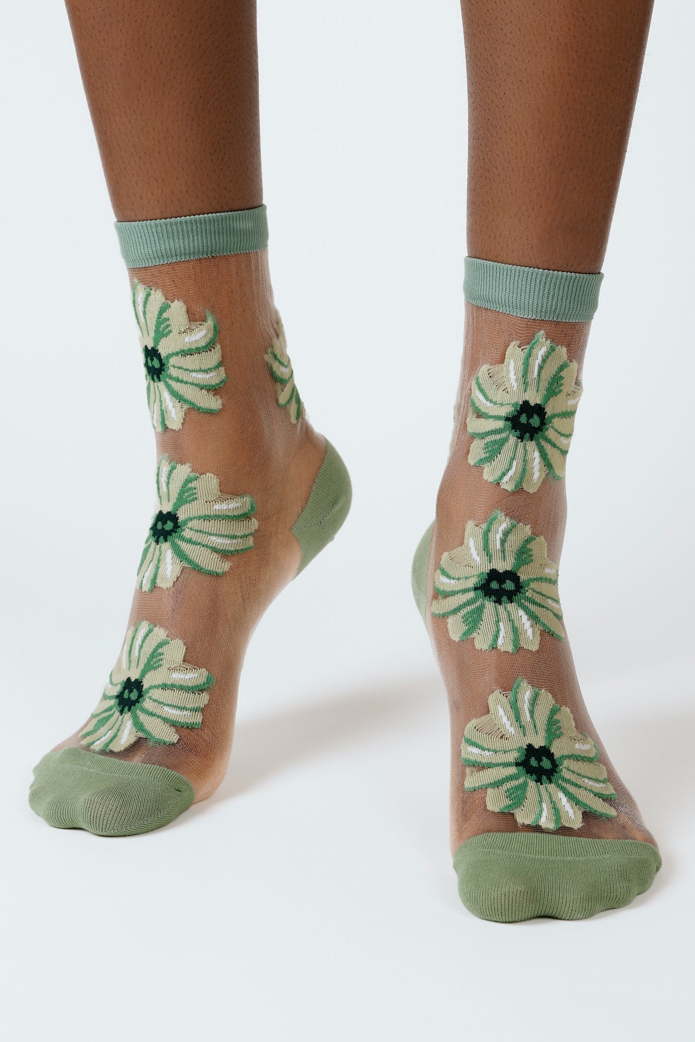 Khaki sheer floral socks_2