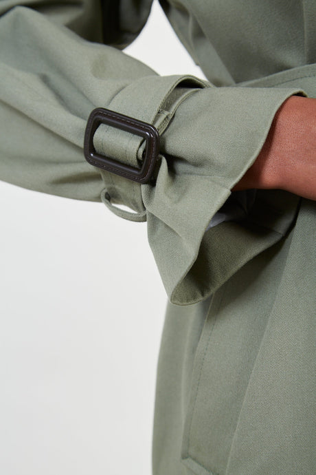 Khaki single breasted buckle detail trench coat_6