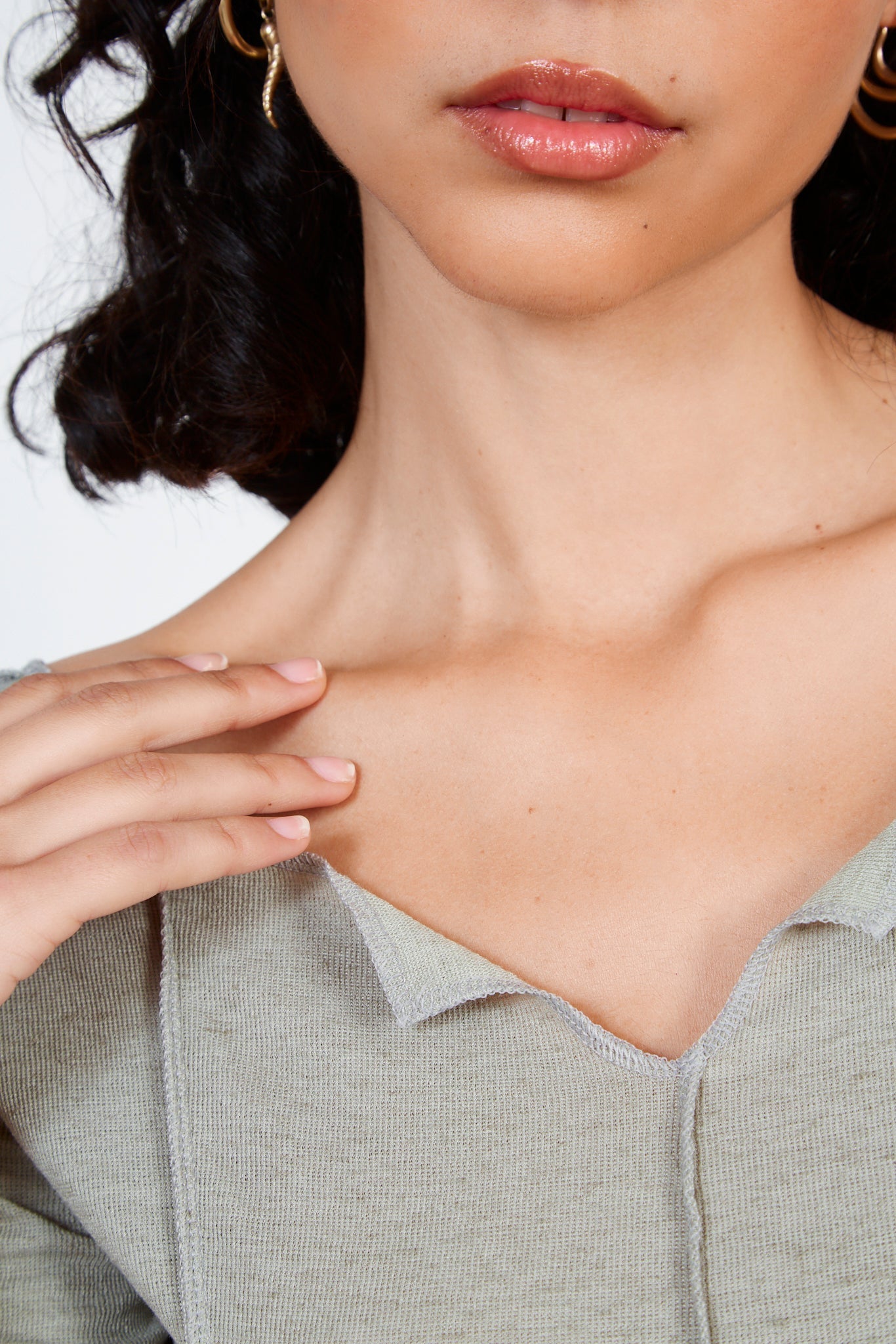 Khaki vertical trim short sleeve top_4