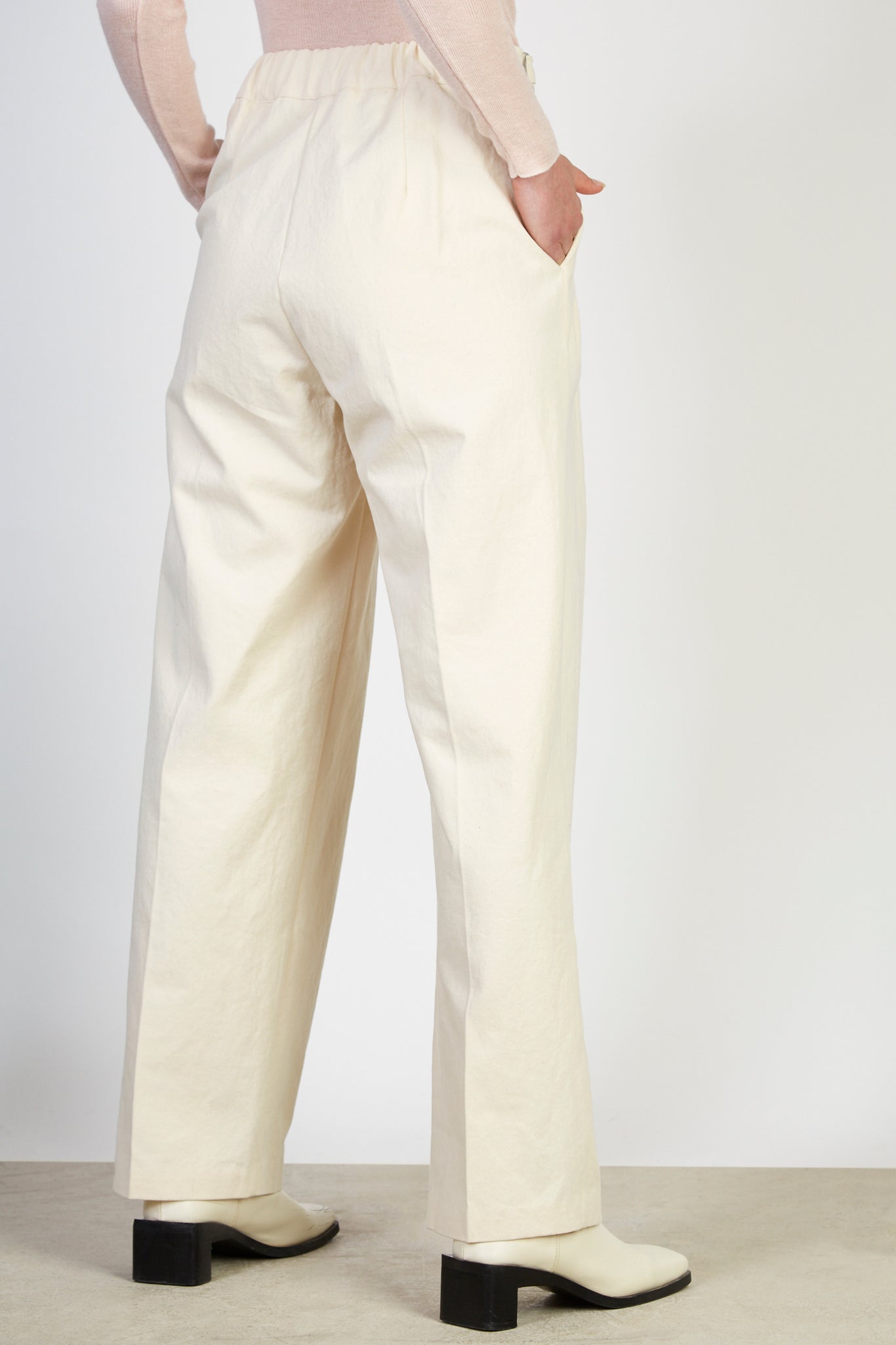 Light beige double side belted trousers_2
