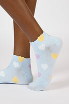 Light blue scribble hearts pop socks_1