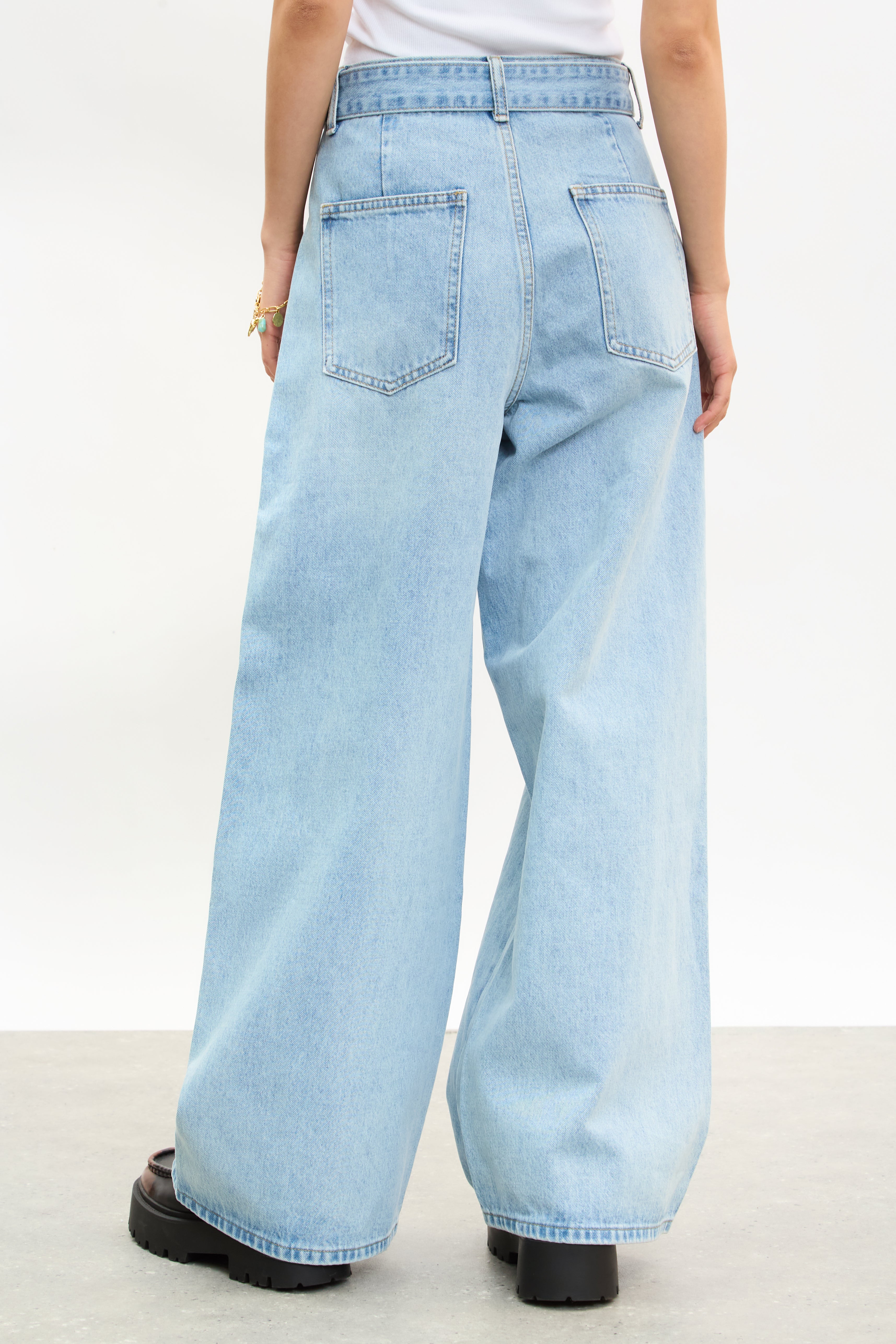 Light blue slouchy super wide leg jeans_2