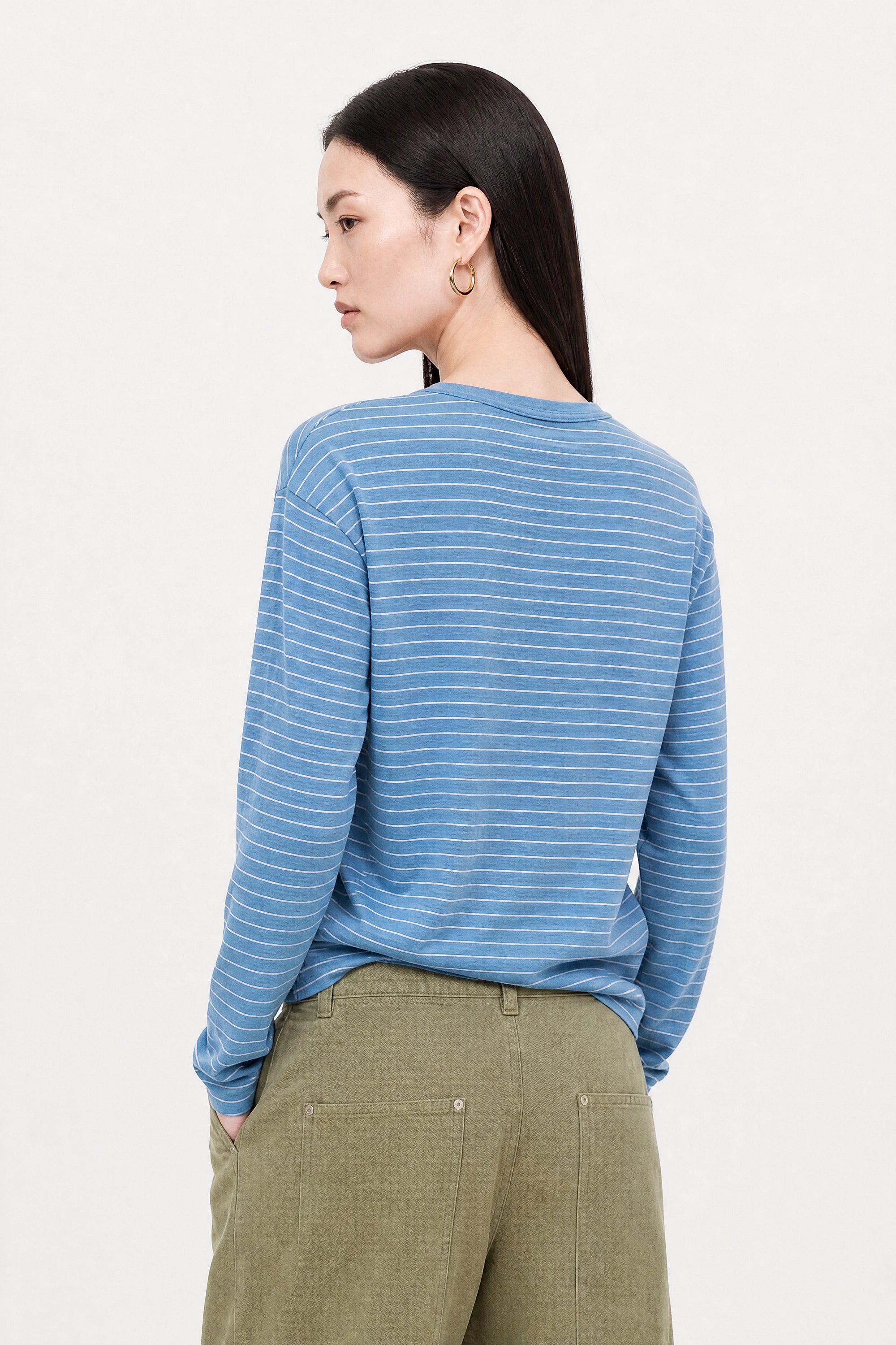 Light blue and white thin striped linen blend long sleeved tee_2