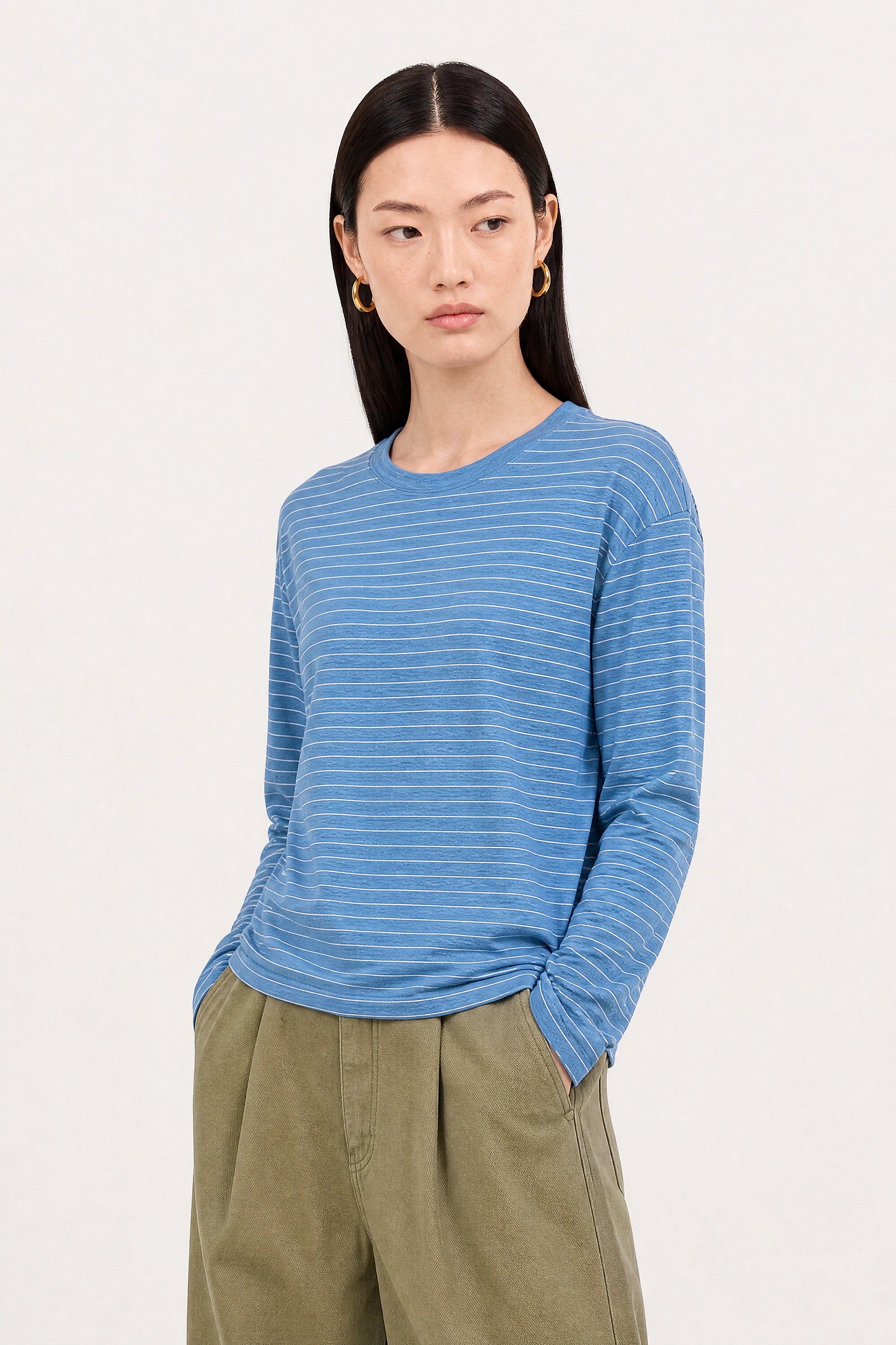 Light blue and white thin striped linen blend long sleeved tee_1