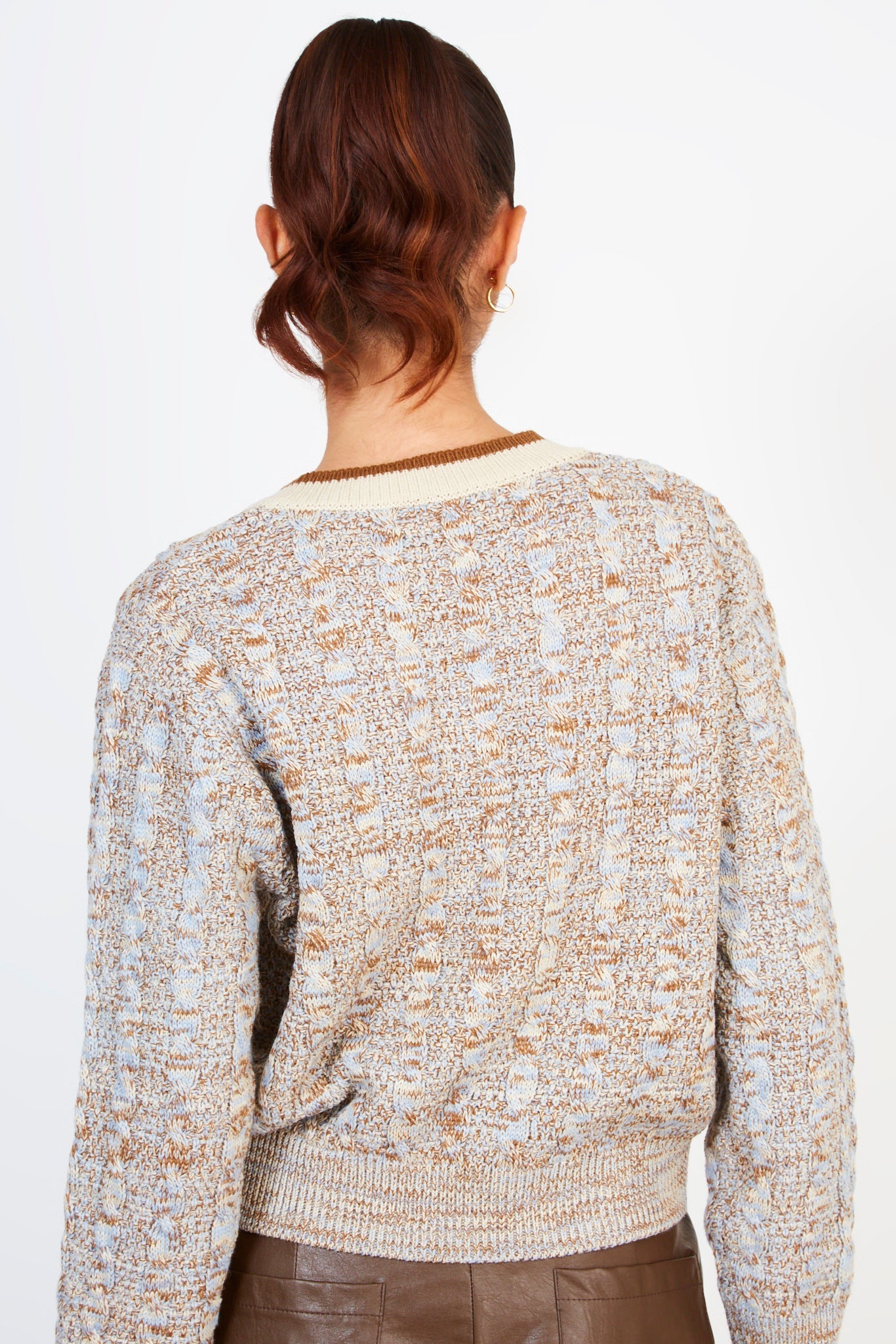 Light blue and brown mix knit varsity trim V-neck jumper_2