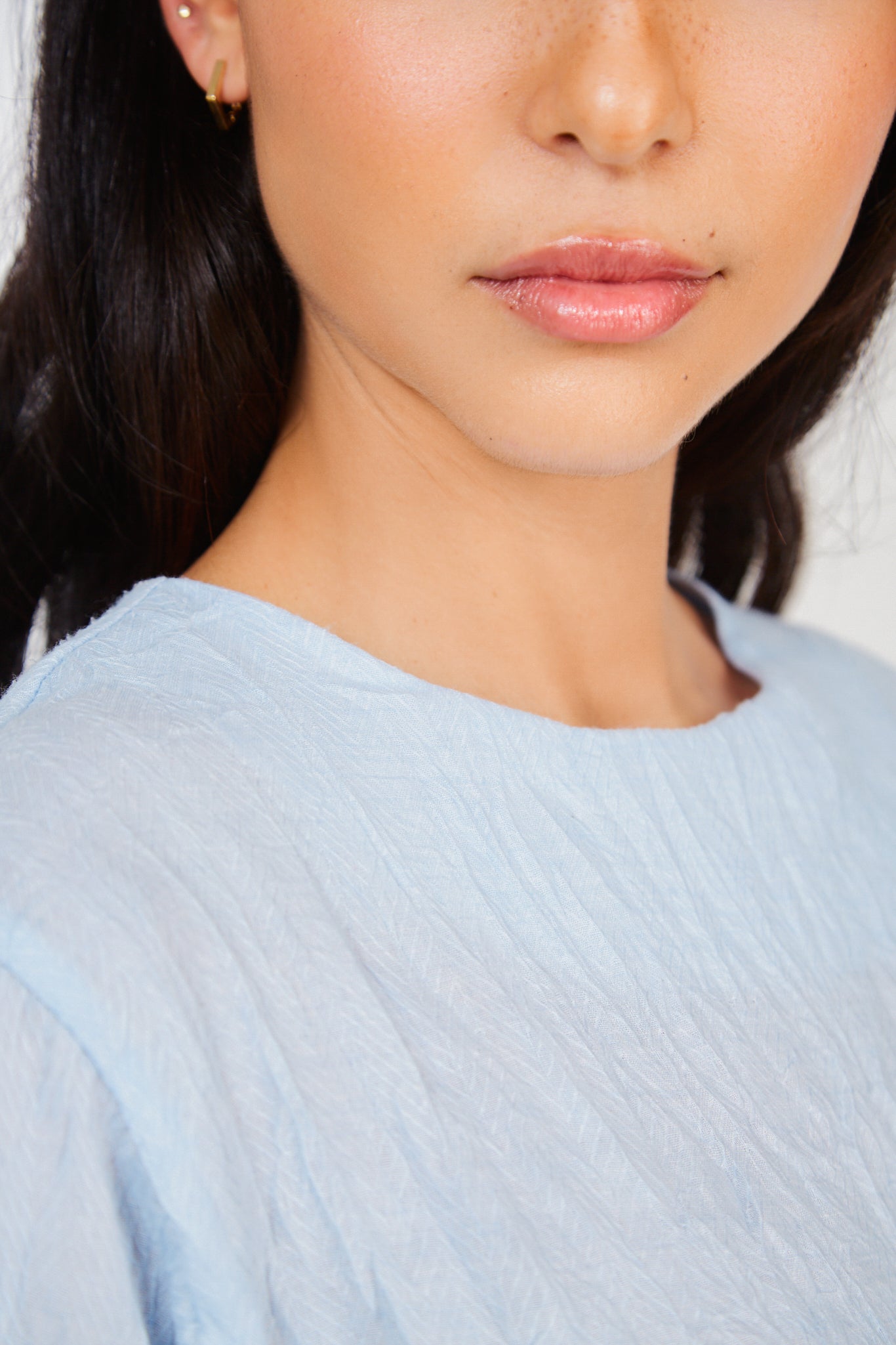 Light blue wrinkled blouse_5