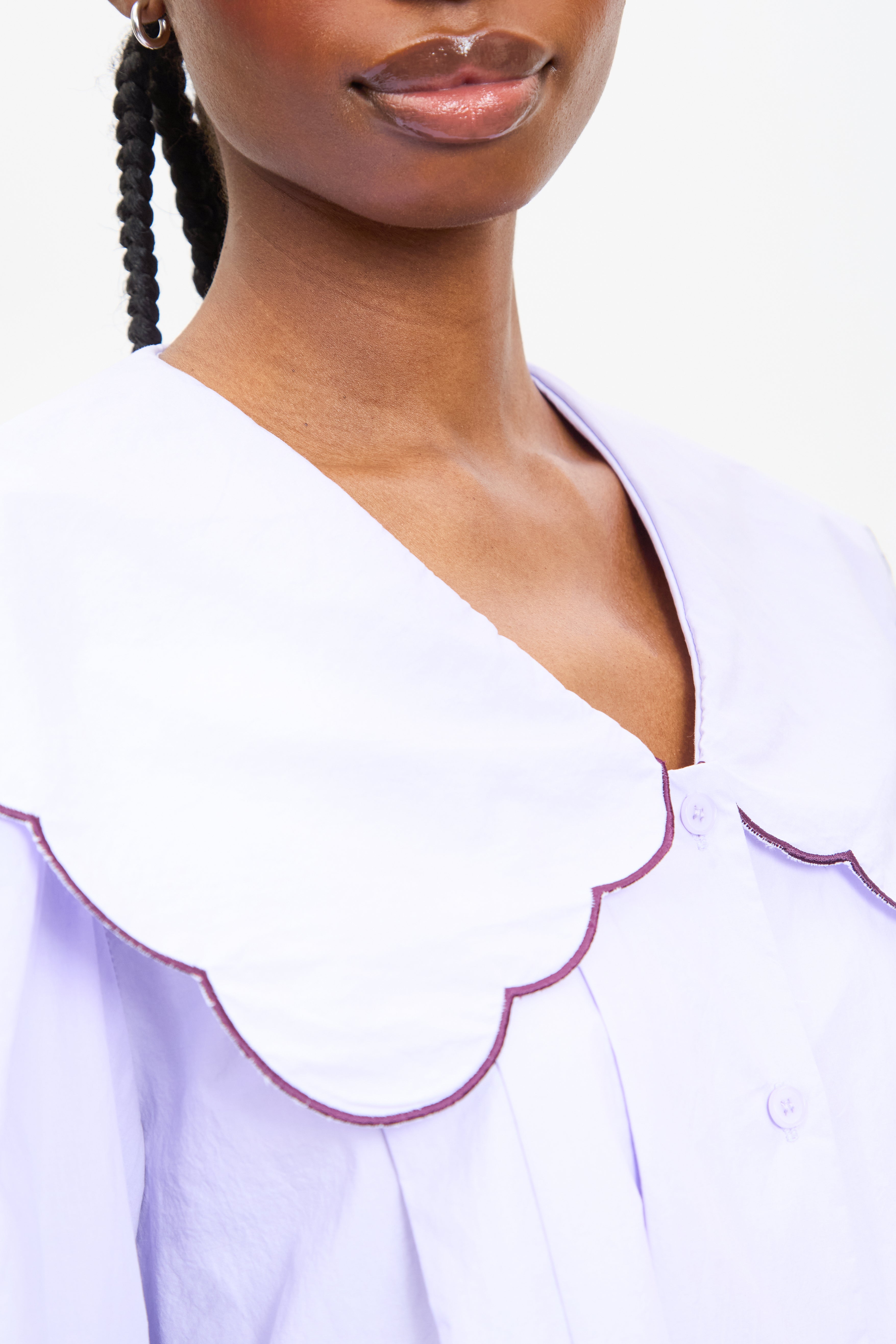 Lilac contrast trim scalloped giant collar shirt_4