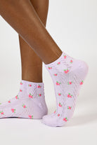 Lilac lattice tiny pink flowers pop socks_1