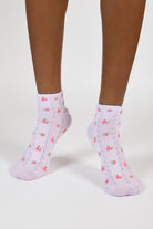 Lilac lattice tiny pink flowers pop socks_2