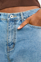 Mid blue washed slouchy wide leg jeans_3