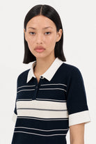 Navy blue and ivory striped contrast collar knit polo_5