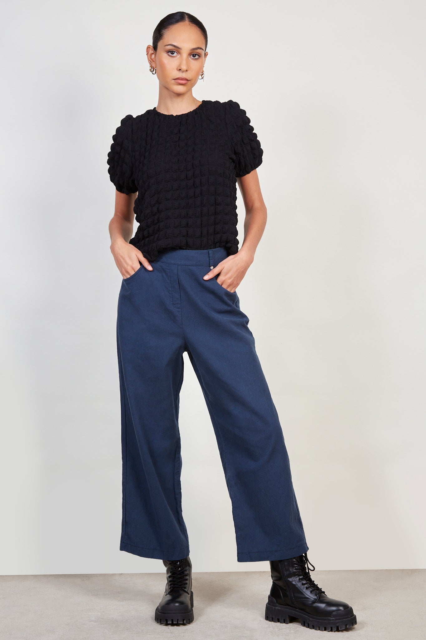 Navy wide leg pocket trousers_2