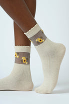 Oatmeal sheer ankle sunflower socks_1