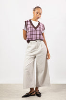 Off white single pleat wide leg jeans_4