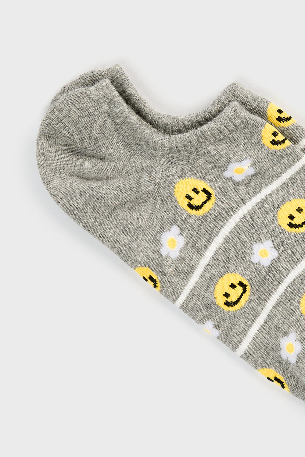 Pale grey smiley face daises socks_4
