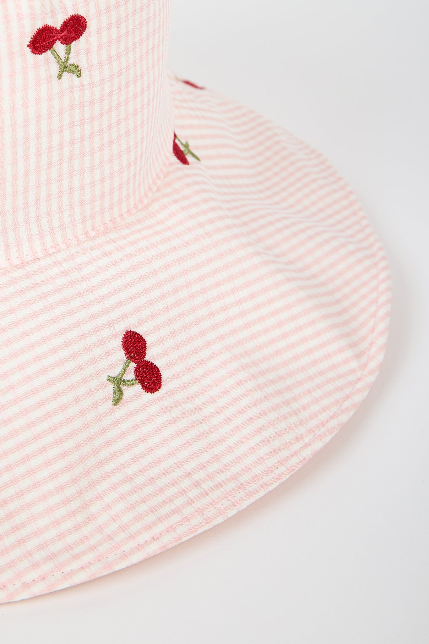 Pale pink gingham embroidered cherry reversible sun hat_3